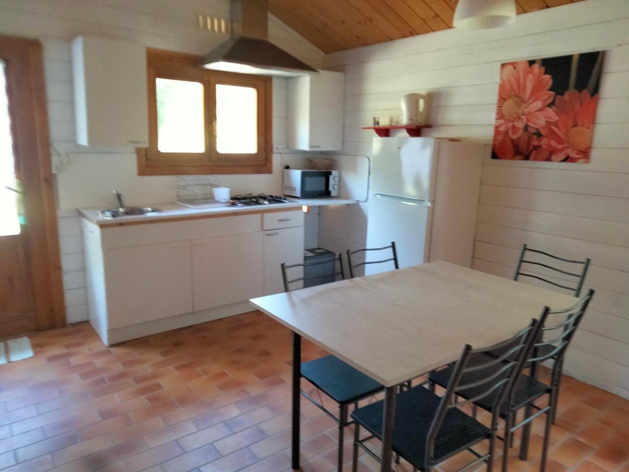 Gasthaus Camping Fontaine Du Roc Devillac Exterior foto