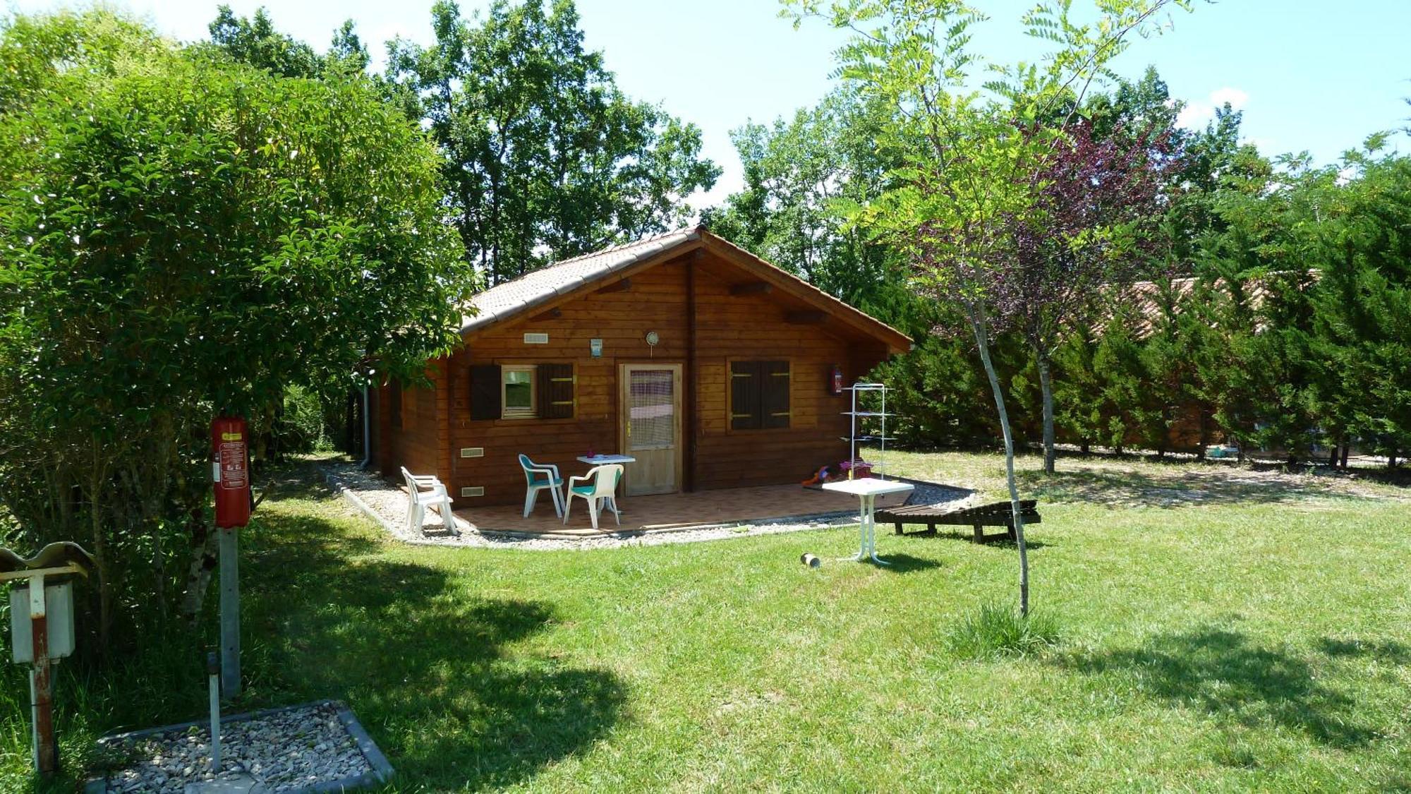 Gasthaus Camping Fontaine Du Roc Devillac Zimmer foto